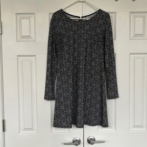 Black and white speckled stretch long sleeve dress with exposed zipper